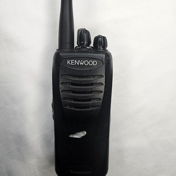 Kenwood UHF FM TRANSCEIVER  16Ch Radio With Antenna - Picture 1 of 6